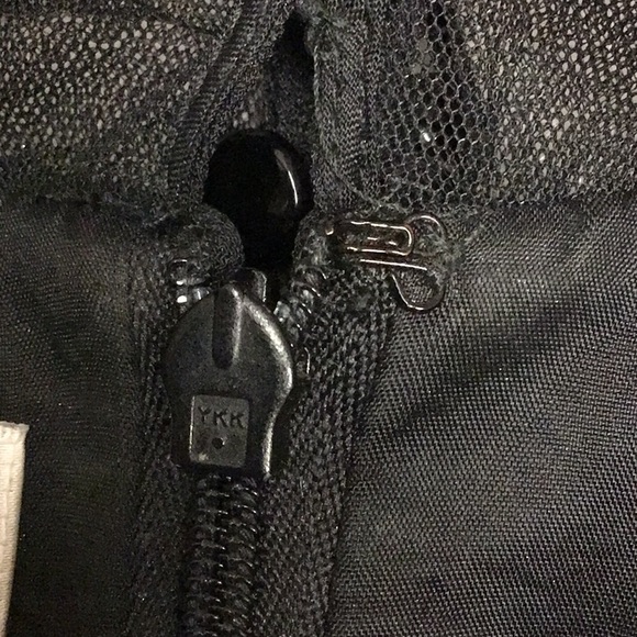 Maggie London Dress size 8P - Picture 11 of 11